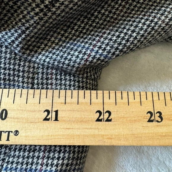 BURBERRY Men’s Wool Gray Plaid Blazer Sports Coat Suit Jacket - Picture 10 of 12